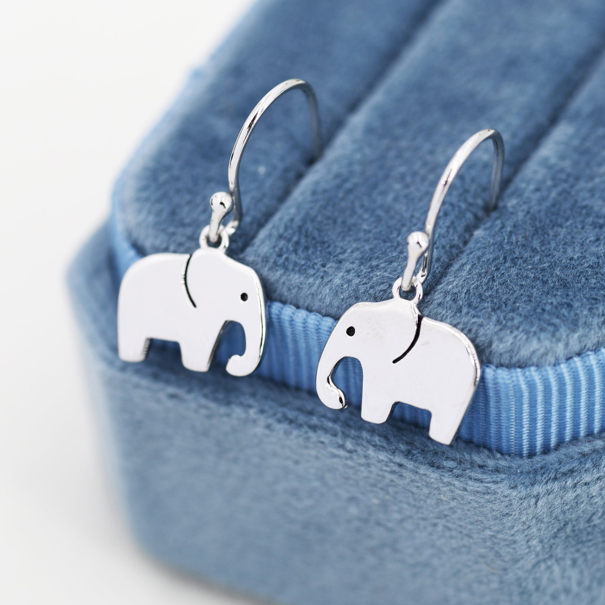Elephant Necklace and Dangle Earrings in Sterling Silver, Silver Animal Earrings and Pendant, Nature Inspired Jewellery