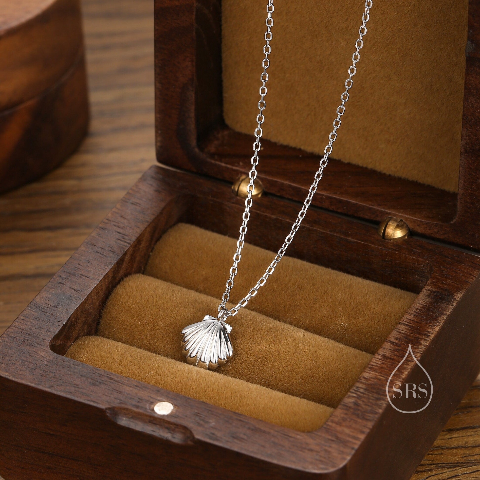 Seashell Pendant Necklace in Sterling Silver, Silver or Gold or Rose Gold, Ocean Necklace, Shell Necklace, Sea Shell Necklace