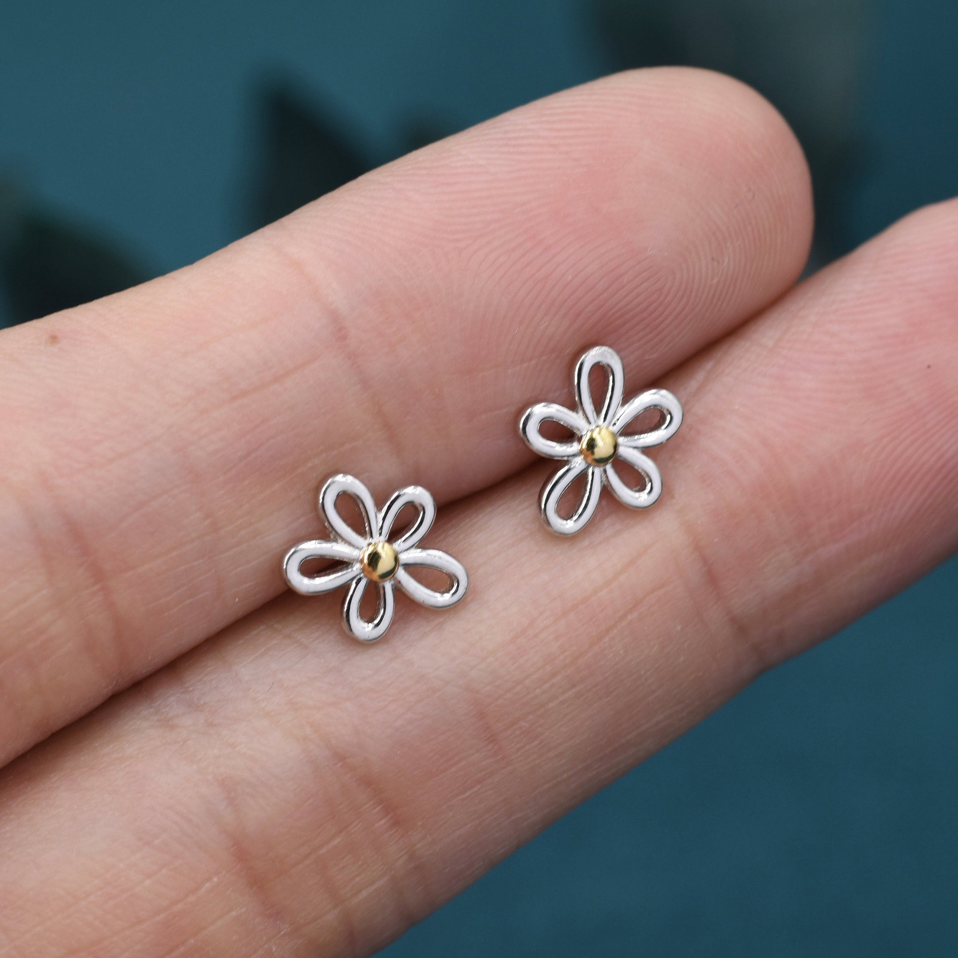 Sterling Silver Dainty Forget-me-not Flower Stud Earrings and Necklace Set, Gift Set with One Gift Box Packing