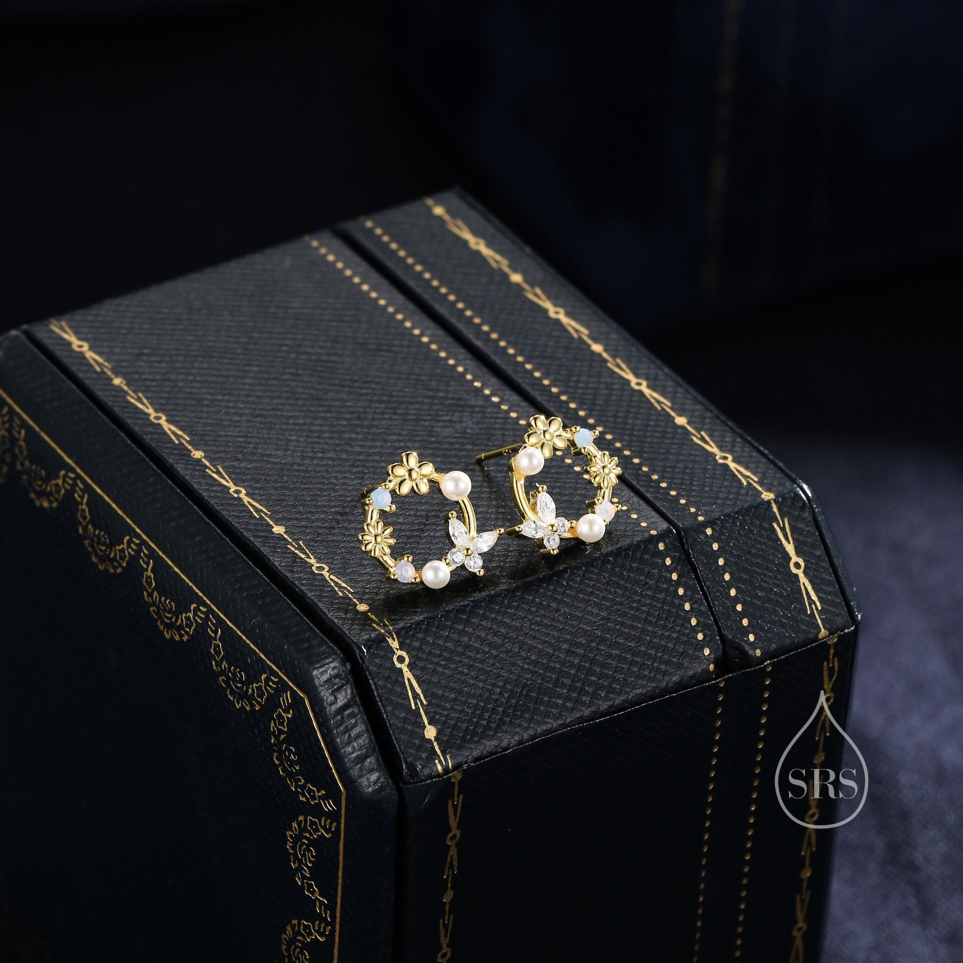 Tiny Flower Wreath Stud Earrings and Necklace Set in Sterling Silver, Silver or Gold or Rose Gold, Gift Set with One Gift Box Packing