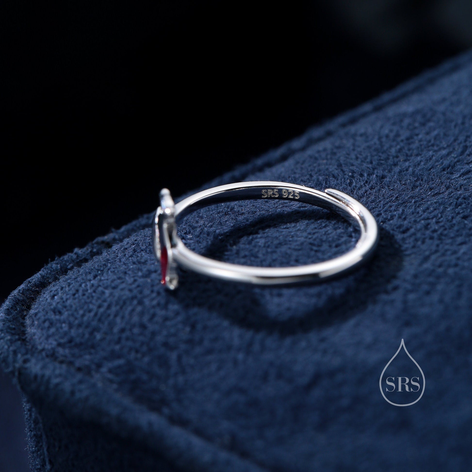 Sterling Silver Robin Bird Ring, Adjustable Size, Cute Robin Jewellery, Dainty and Delicate, Robin Ring
