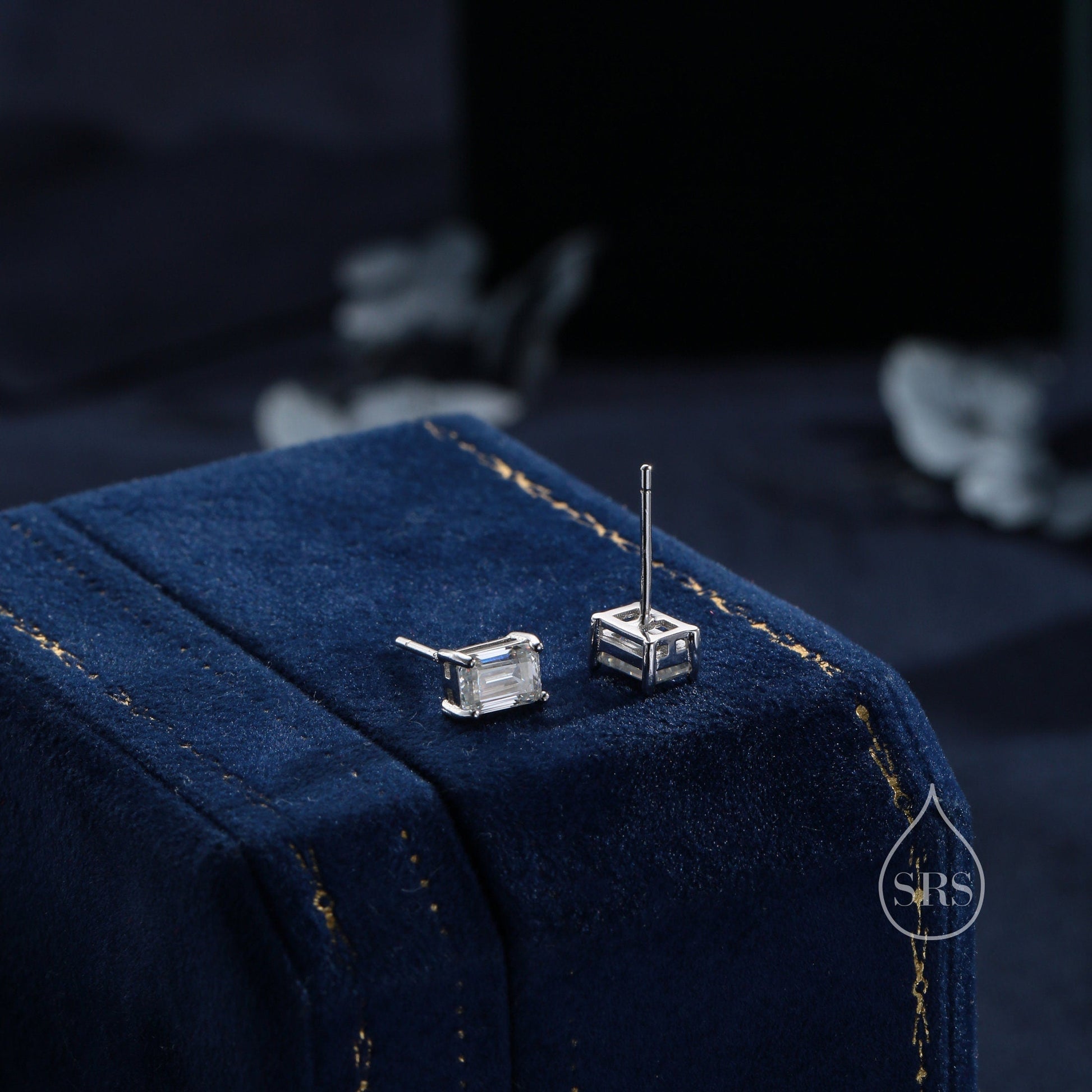 0.8Ct Emerald Cut Moissanite Diamond Stud Earrings in Sterling Silver, Emerald Cut Earrings, 4x6mm, Four Prong Set, Rectangular Moissanite